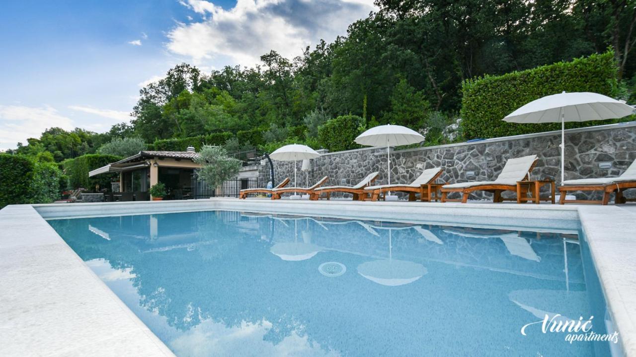 Apartments Vunic Mošćenička Draga Eksteriør billede